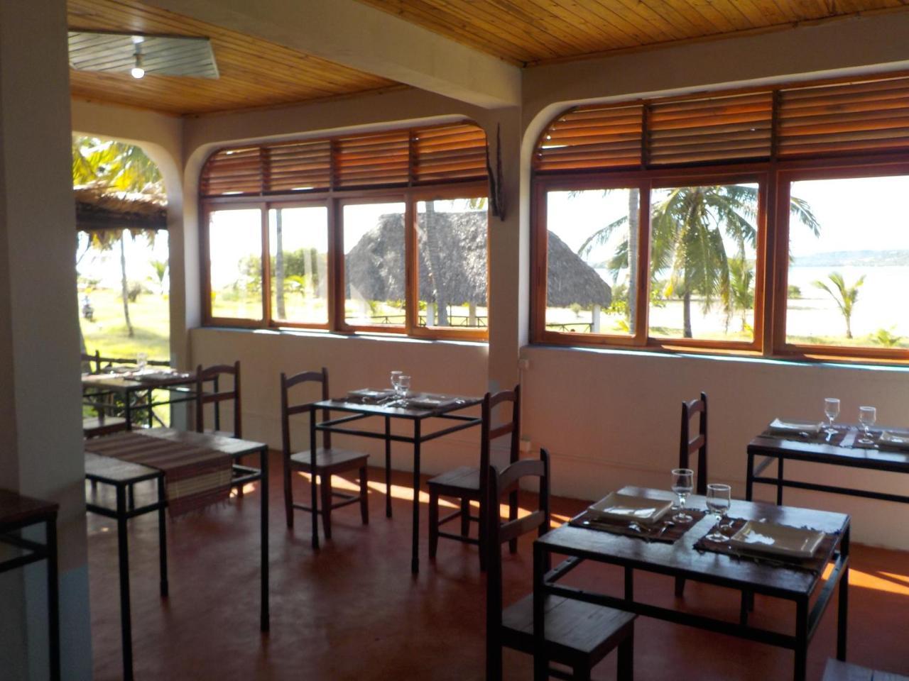 Sanjeela-Plage Coco Antsiranana Buitenkant foto